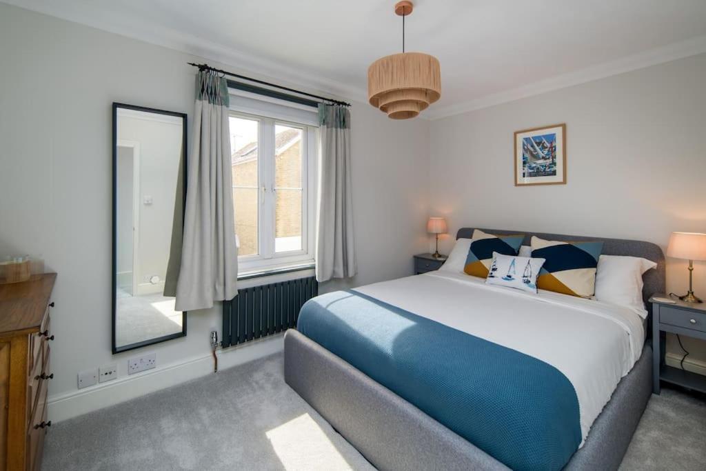 Captain'S Cottage - Central West Cowes - Spacious, Entire 1-Bed Home Eksteriør billede